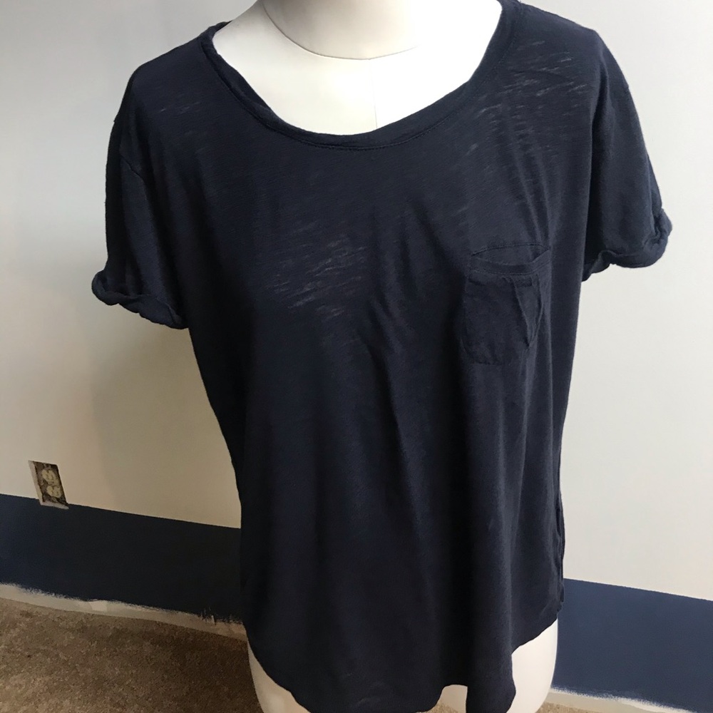 H&M Basic Tee - Picture 2 of 8